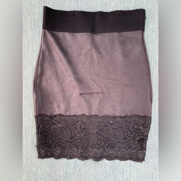 Vanity Fair Black Shapewear Skirt Slip Size Small - Picture 2 of 8